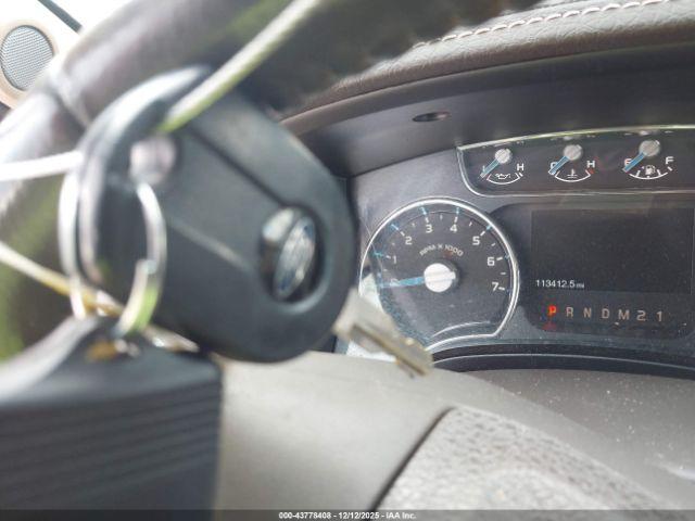 Ford F-150 Lariat Image 10