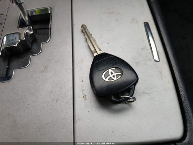 Toyota Camry Se V6 Image 10