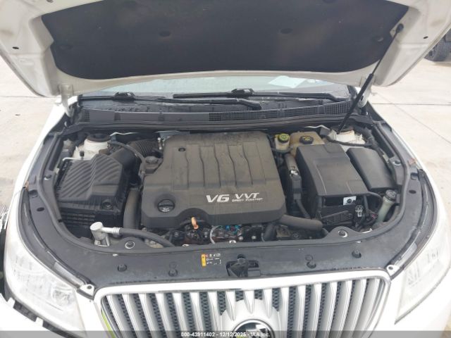 Buick LaCrosse Cxl Image 12