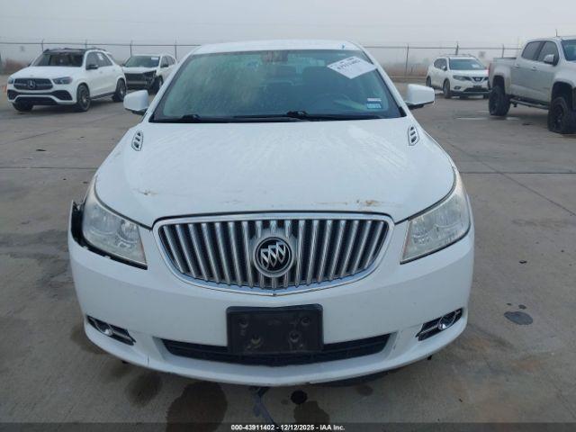 Buick LaCrosse Cxl Image 9