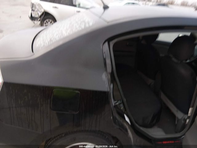 Nissan Sentra 2.0s Image 9