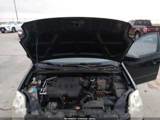Nissan Sentra 2.0s Image 6