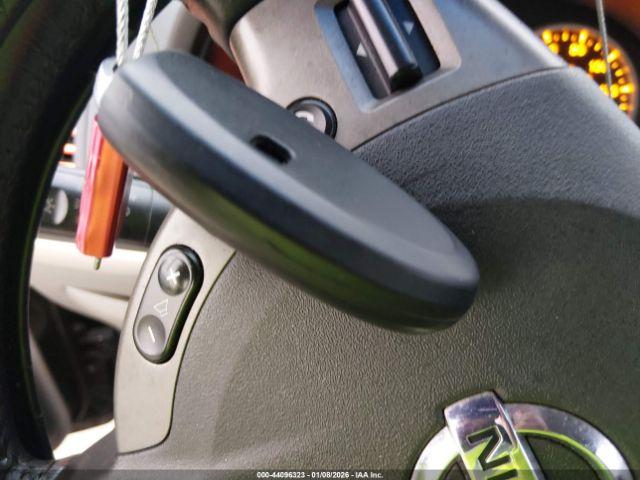 Nissan Sentra 2.0s Image 11