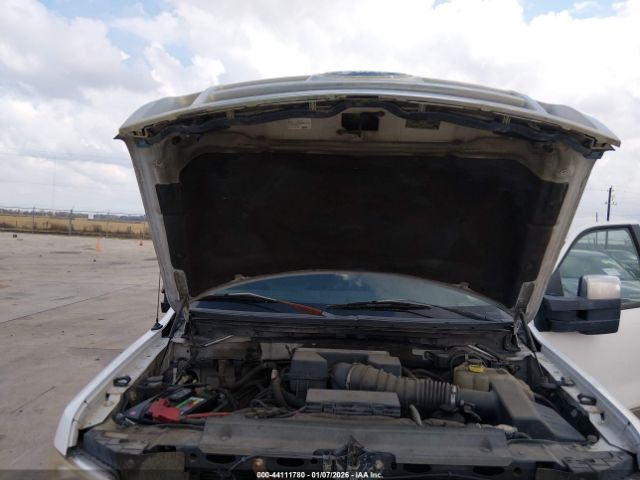 Ford F-150 Lariat Image 8