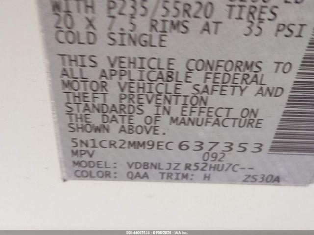 Nissan Pathfinder Platinum Image 11