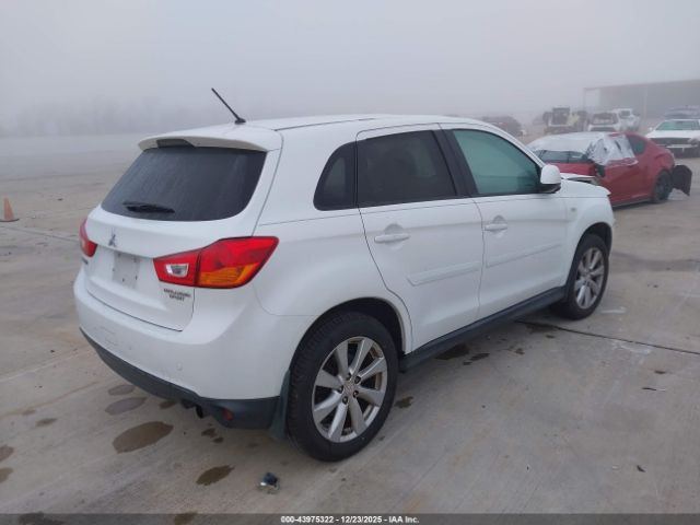 Mitsubishi Outlander Es Image 11