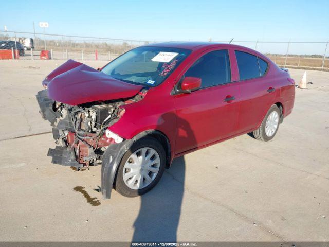 Nissan Versa 1.6 S+ Image 11