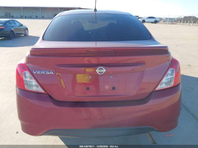 Nissan Versa 1.6 S+ Image 12