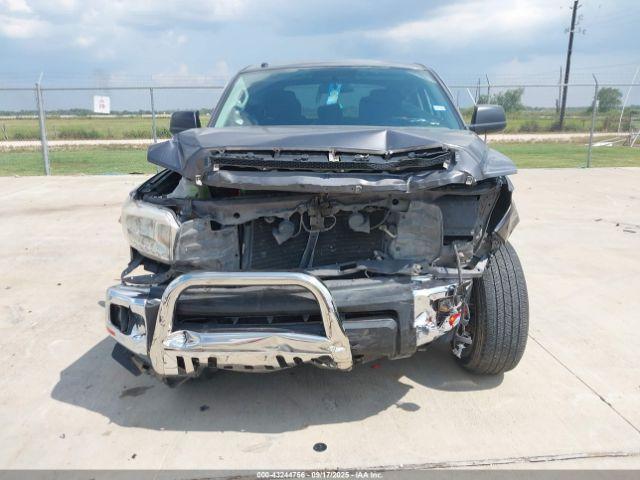 Toyota Tundra Sr5 4.6l V8 Image 10