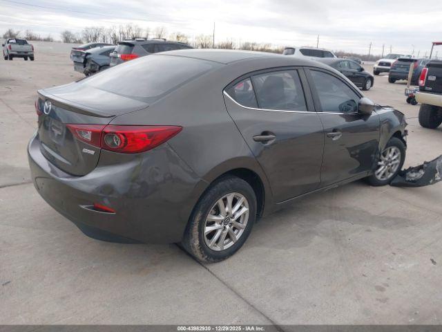 Mazda Mazda3 I Touring Image 3