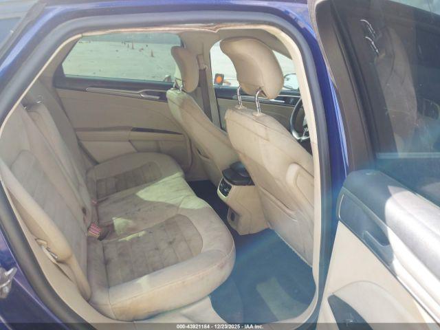 Ford Fusion Se Image 6