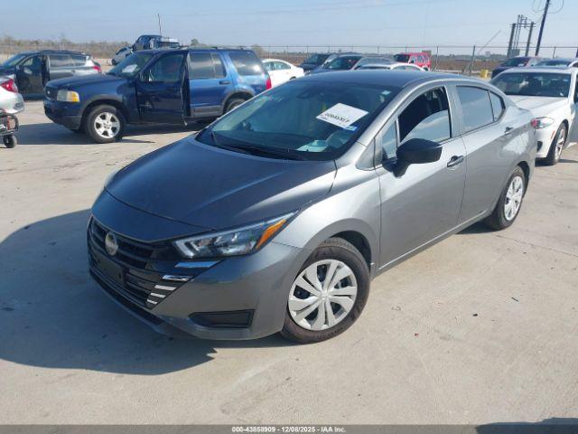 Nissan Versa 1.6 S Image 6