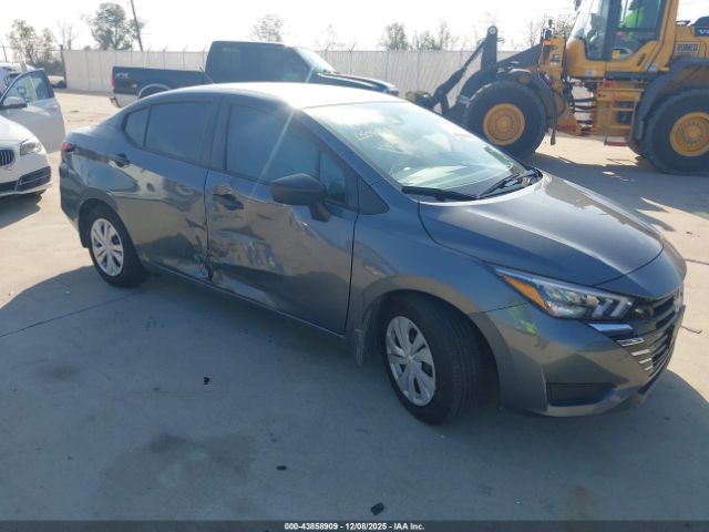 Nissan Versa 1.6 S Image 11