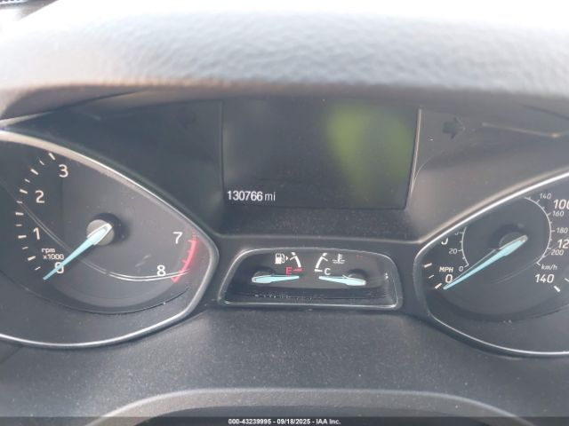 Ford Escape Titanium Image 15