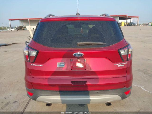 Ford Escape Titanium Image 3