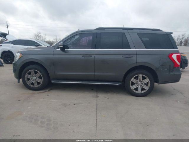 Ford Expedition Xlt Image 16