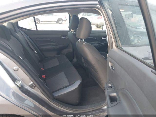 Nissan Versa 1.6 Sv Image 5