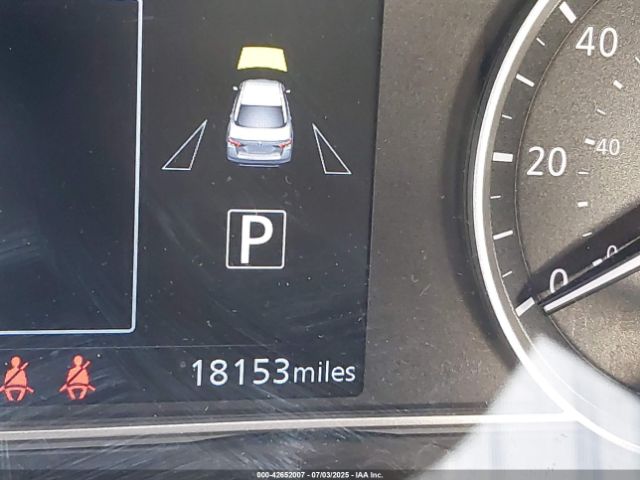 Nissan Versa 1.6 Sv Image 15