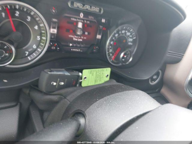 Ram 1500 Laramie  4x2 5'7 Box Image 16